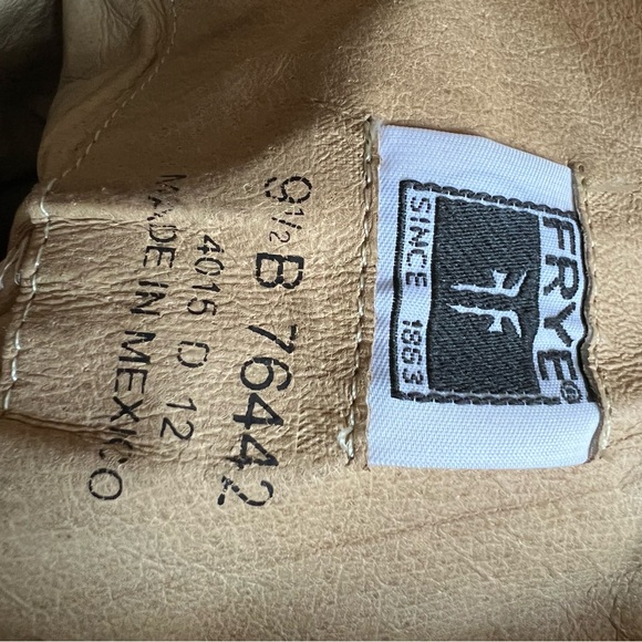 Frye 76442 Melissa Trapunto Riding Boots - Picture 7 of 10